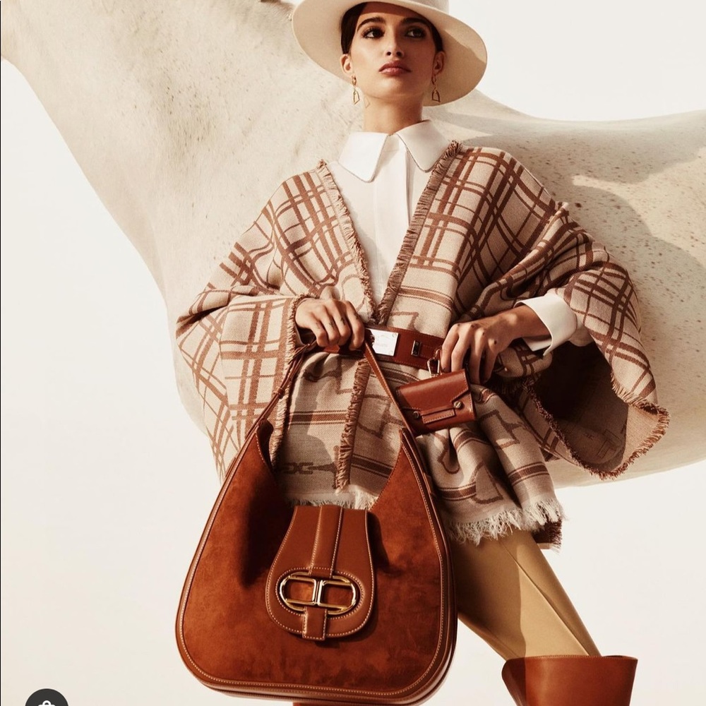 Elisabetta franchi poncho in camel beige like new